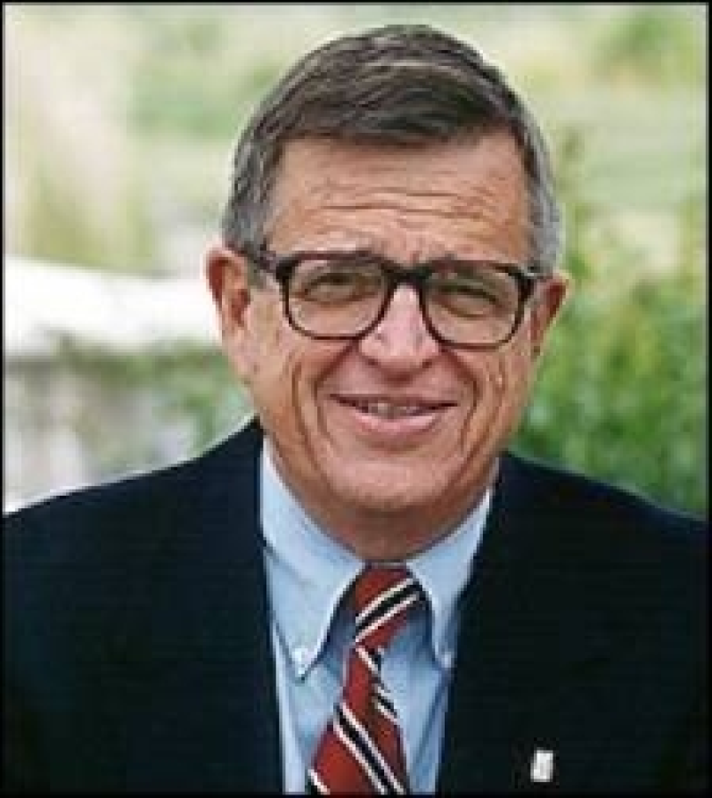 Dr11. Chuck Colson.bmp