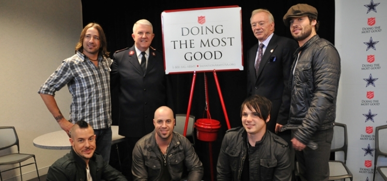 salvation-army-red-kettle-christmas-campaign.jpg