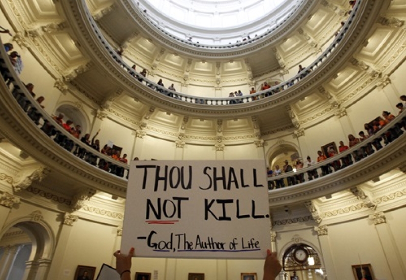 TexasAbortionBillPassedSenate.jpg