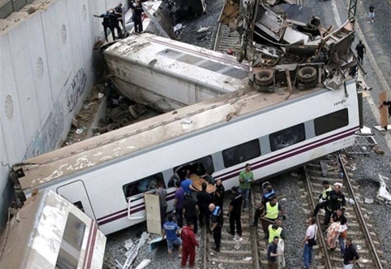 spaintraincrash.jpg