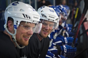 Vancouver Canucks Sadine Brothers