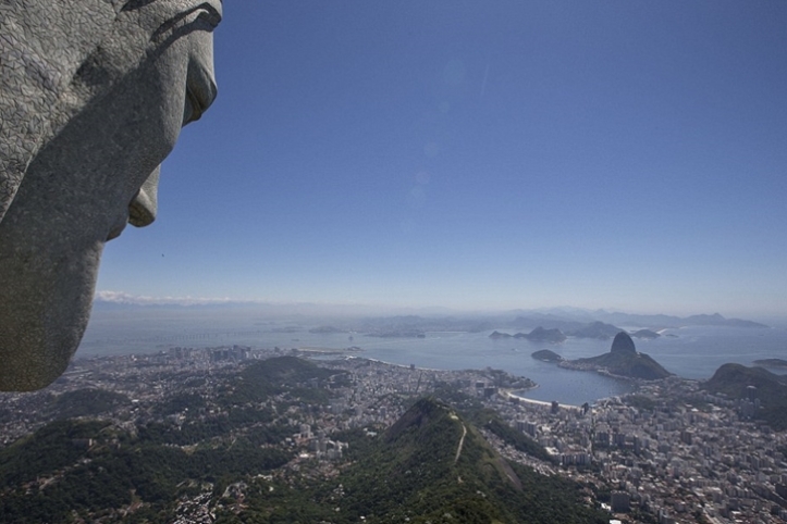 Christ the Redeemer statue