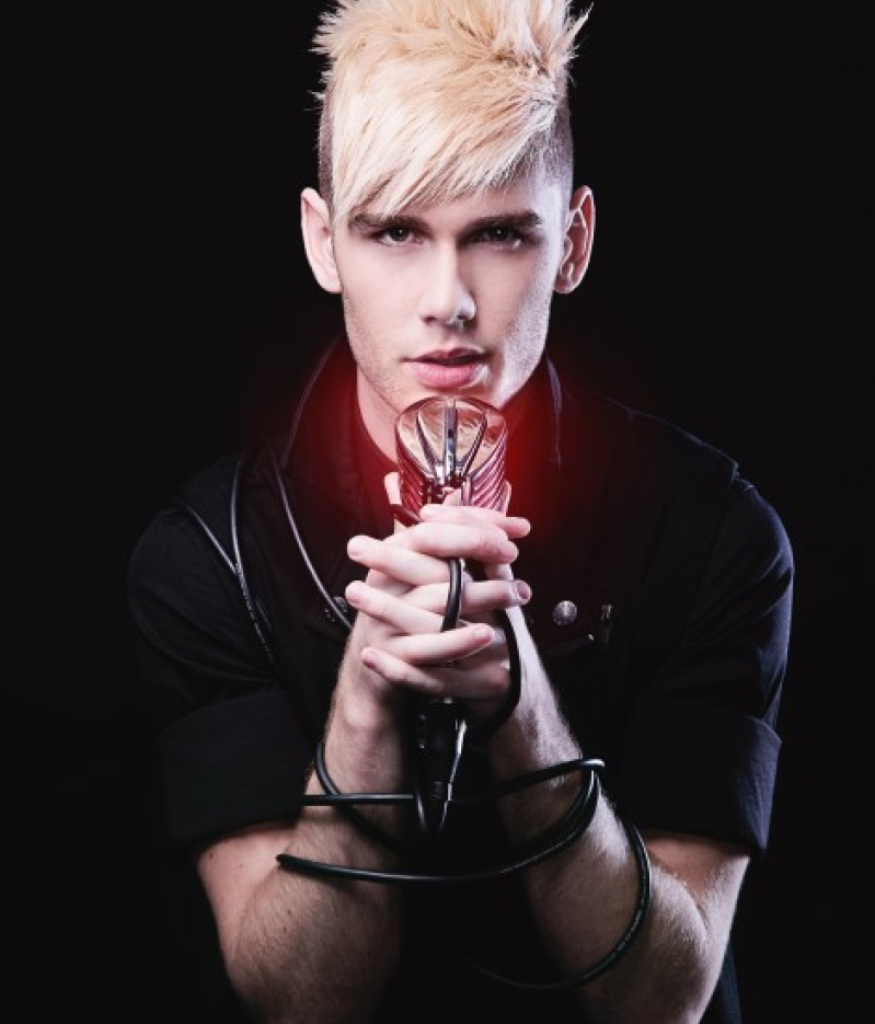 Colton Dixon