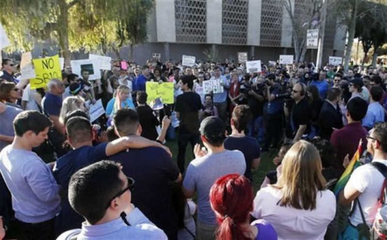 Arizona Bill Discriminate Gay Rights