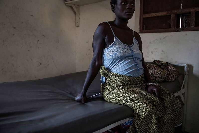 A Dangerous Pregnancy - Ebola