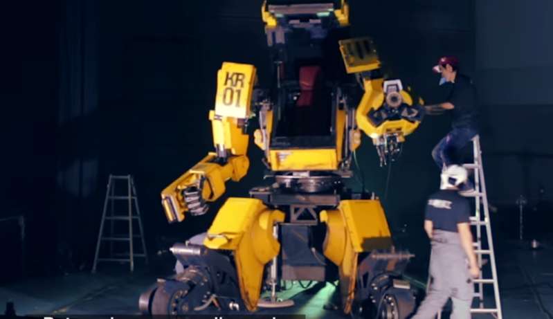 Giant Robot Duel between USA and Japan