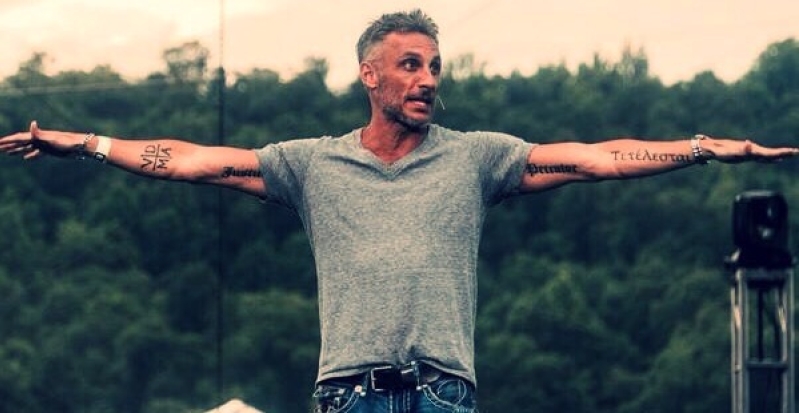 Tullian Tchividjian