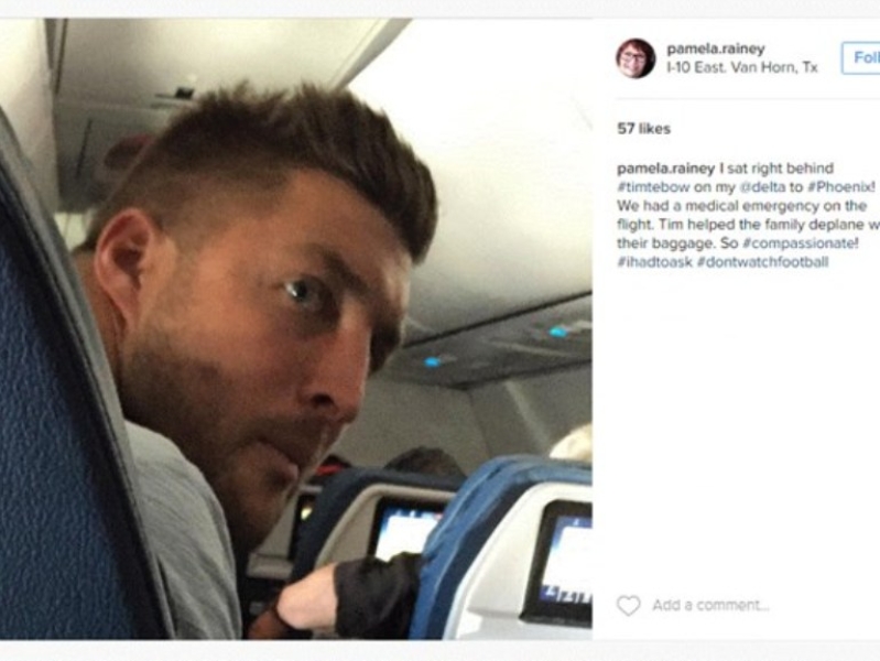 Tim Tebow on Delta Flight