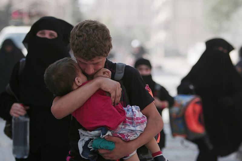 Manbij 4 man and child