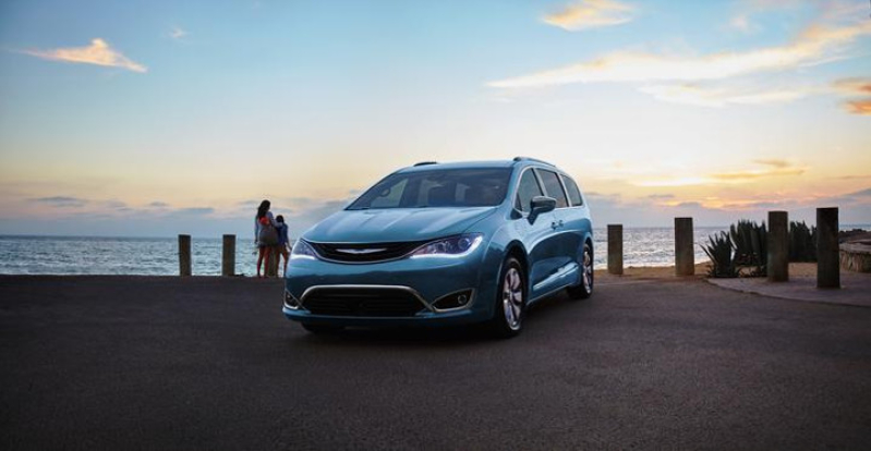 2017 Chrysler Pacifica Hybrid