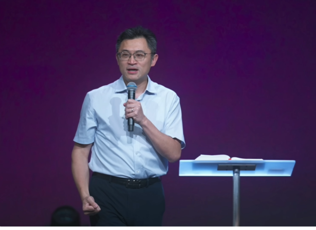 紙板上的三個凹洞：連加恩談禱告如何鍛造屬靈兵器