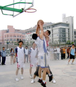 從後現代角度反思青少年事工 　