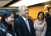 远志明牧师：传福音不能离开耶稣谈上帝