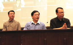 唐崇榮紐約佈道大會以禱告挑旺眾華人教會