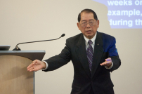 如何識別憂鬱症?醫學教授分析預防自殺