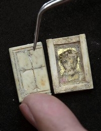 以色列出土1,400年歷史的基督徒禱告盒