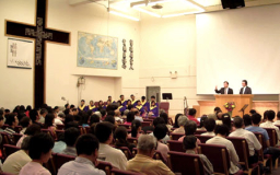 遠志明牧師：喜慶聖誕 面對耶穌