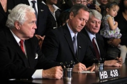 美馬里蘭州長簽署通過同性婚姻法