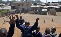 國內大學生赴非洲義務教學 稱愛為最大快樂