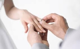 別相信「婚前協議」能鎖住你的婚姻