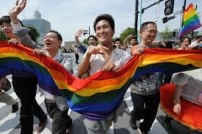 越南考慮給同性婚姻合法地位 亞洲首例