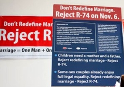 华盛顿保卫传统婚姻燃眉迫切