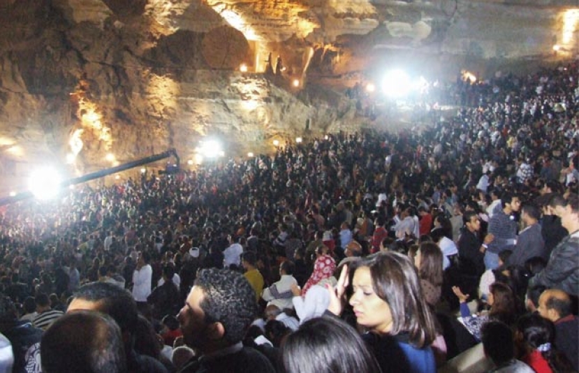 埃及佈道4萬5人參加 稱「逼迫中的奇蹟」