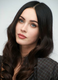 《變形金剛》女星梅根時尚雜誌暢談教會生活