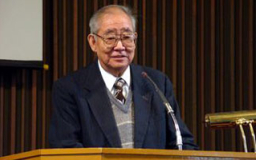 傳道老兵邊雲波勉勵神學生「靠主做更大的事」