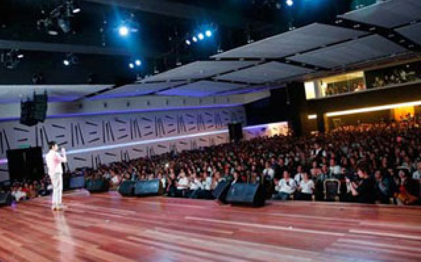 基督徒藝人宋逸民大馬福音佈道領500人歸主