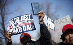 台大學者：同性婚姻欠創造性破壞家庭倫理