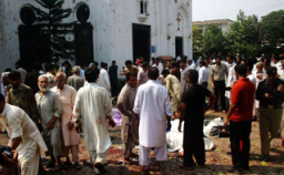 巴基斯坦天災人禍 教堂遭自殺式連環爆炸