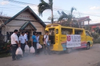救世軍人員夥機構救援菲律賓風災災民