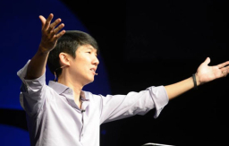 洛桑首位亞裔CEO見證福音得勝仇日情結