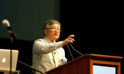 金明日：基督教真正力量不是用圣经改变社会