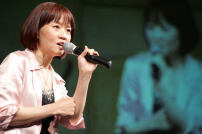 泥土音樂盛曉玫的信主歷程