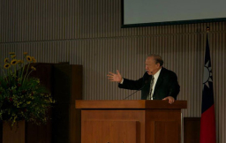 唐崇榮：撕破虛偽宗教外衣捍衛基督教信仰