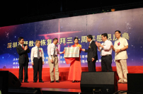 深圳基督教兩會加強慈善職能 屬下30堂會設社會服務站