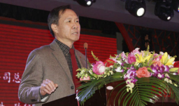 林光信從科企到製琴 70載續追尋人生夢