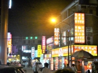 韓國日與夜 旅韓華人：年輕族夜醉街頭