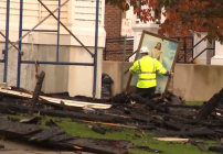 美百年教堂陷火海 耶穌畫像奇蹟「活著」