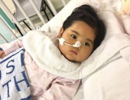 小予恩康复露曙光 捐肝人待做手术