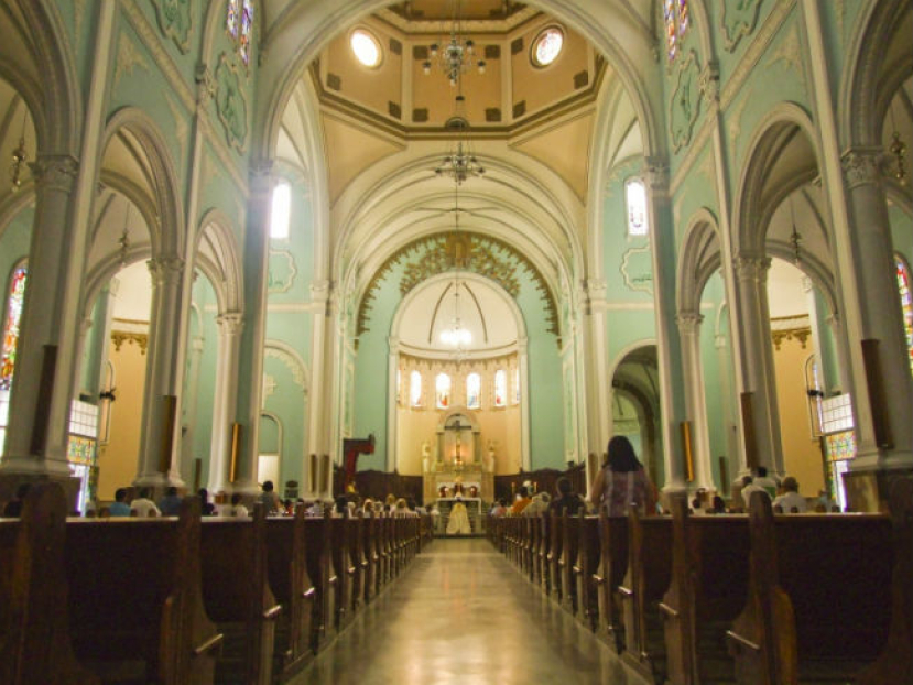 事奉者應有的心志：謙卑順服便不至被打倒