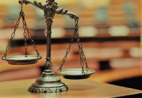 亂世追隨基督 學者:從批判到承擔