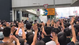 祈禱敗退政權？ 牧者憂信徒誤當政治武器