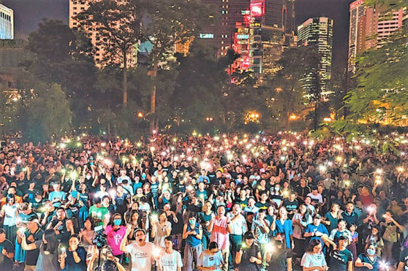 一萬七千基督徒集會 默哀頌詩冀香港現民主