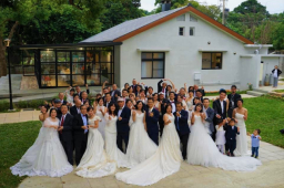 台浸聯會30對牧師夫婦披婚紗 夫婦節發放愛家盟誓