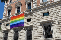 「同志驕傲月」  美駐教廷大使館掛彩虹旗被斥
