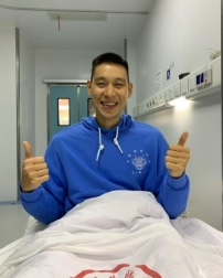 前NBA球星林書豪接種疫苗仍確診 稱放手給上帝