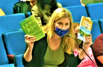 弗州公校男同志意淫書上架 憤怒母親斥違法